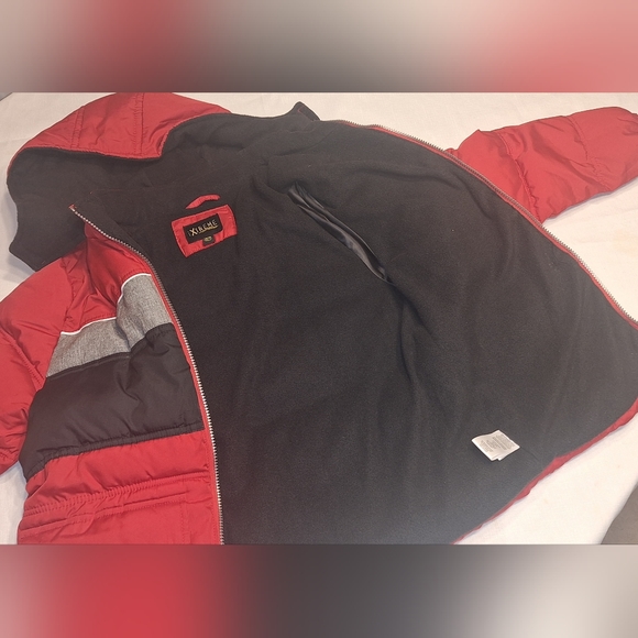 Heavy Winter Coat - Picture 6 of 9